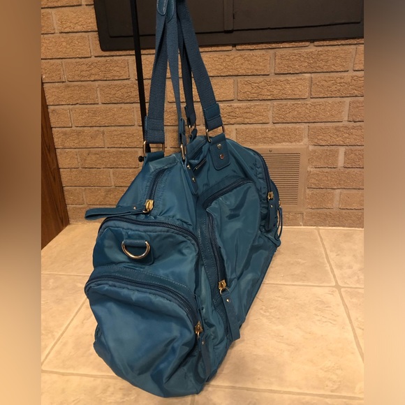 Adrienne Vittadini Teal Weekend Duffle Bag - Picture 7 of 13